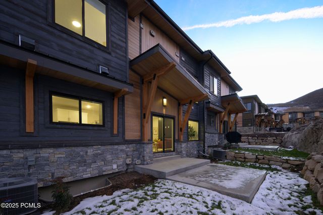 1916 W Dotterel Circle, Mayflower Mountain, UT 84032