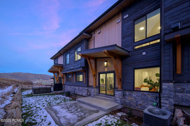 1916 W Dotterel Circle, Mayflower Mountain, UT 84032