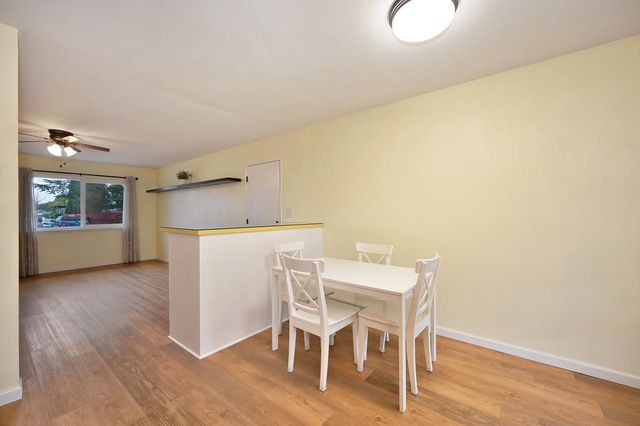 8723 Los Banos Way, Elk Grove, CA 95624