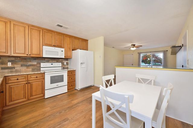 8723 Los Banos Way, Elk Grove, CA 95624