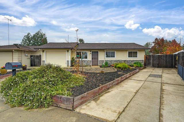 8723 Los Banos Way, Elk Grove, CA 95624