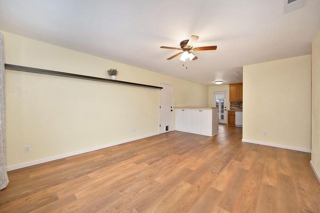 8723 Los Banos Way, Elk Grove, CA 95624