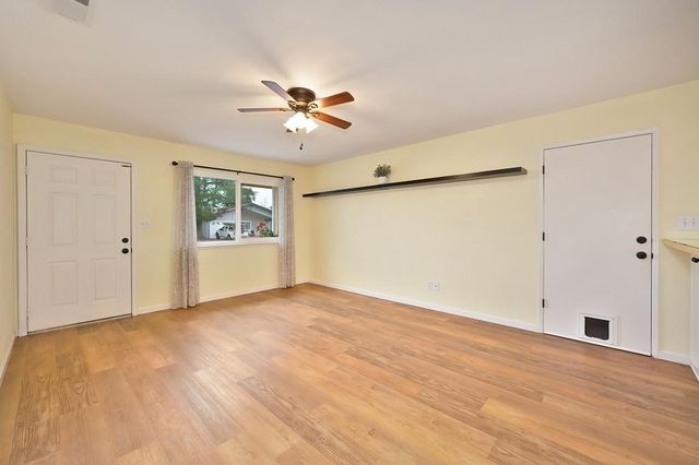 8723 Los Banos Way, Elk Grove, CA 95624