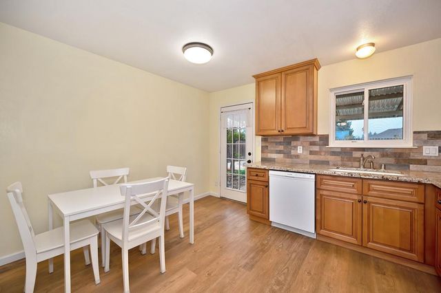 8723 Los Banos Way, Elk Grove, CA 95624