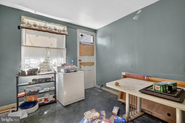 2221 W FAYETTE ST, Baltimore, MD 21223