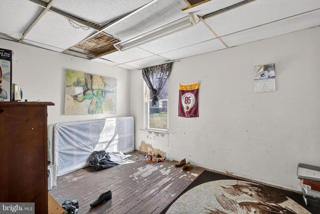 2221 W FAYETTE ST, Baltimore, MD 21223