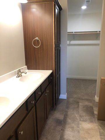 6165 S HUMMINGBIRD LN, Columbia, MO 65201