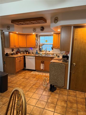 58 Columbia Avenue, Batavia City, NY 14020