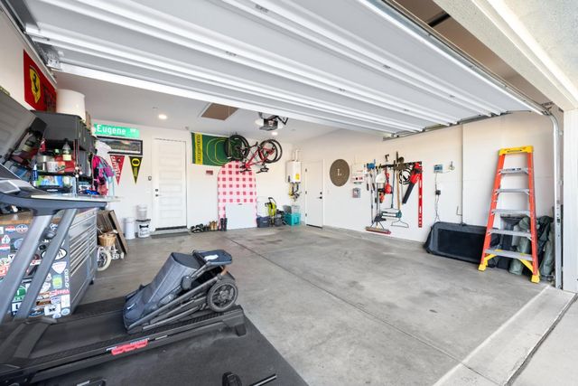 1564 Egyptian Way, Olivehurst, CA 95961