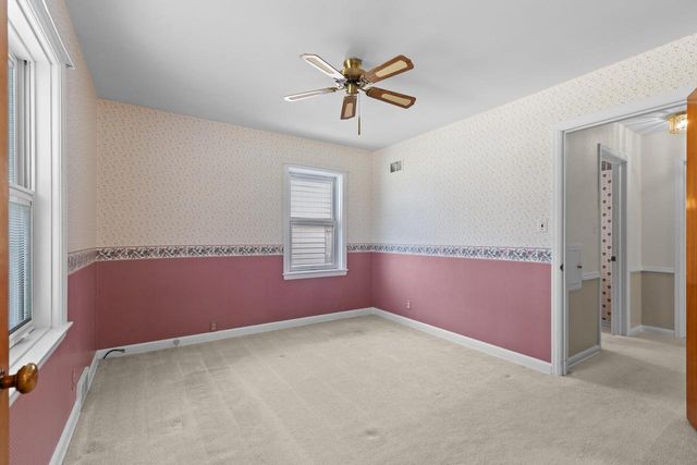 531 Oak STREET, South Milwaukee, WI 53172