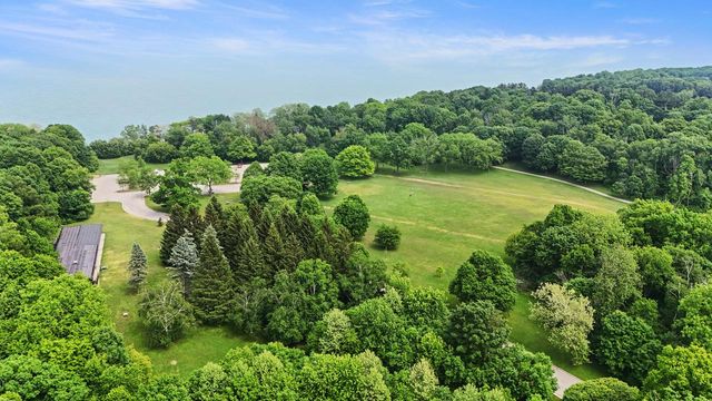 531 Oak STREET, South Milwaukee, WI 53172