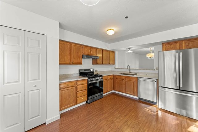 1368 Meadowbrook Dr, North Strabane, PA 15317