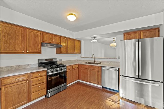 1368 Meadowbrook Dr, North Strabane, PA 15317