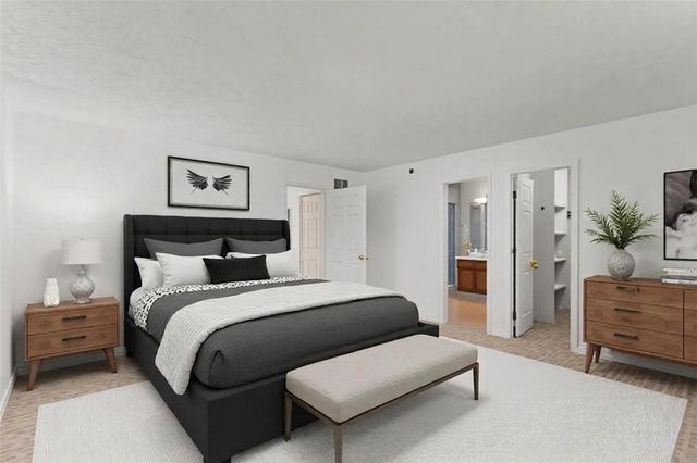 1368 Meadowbrook Dr, North Strabane, PA 15317