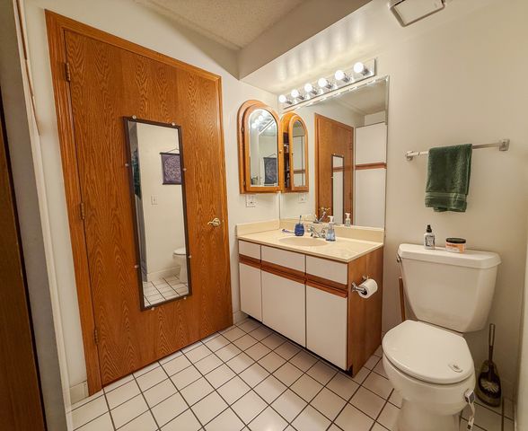 8580 W Foster Avenue 304, Norridge, IL 60706