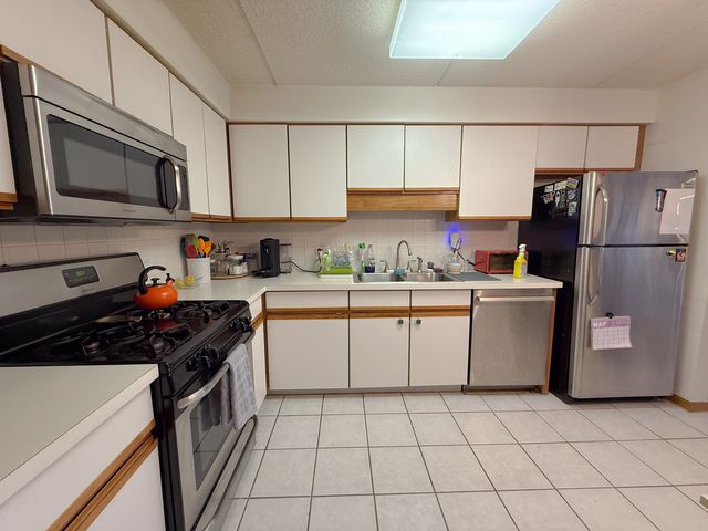 8580 W Foster Avenue 304, Norridge, IL 60706