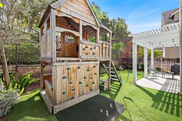 10 Sachem Way, Ladera Ranch, CA 92694