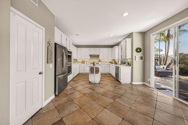 1650 Sagewood Way, San Marcos, CA 92078