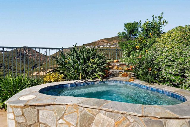 1650 Sagewood Way, San Marcos, CA 92078