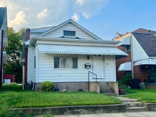 210 W 7th Avenue, Huntington, WV 25701