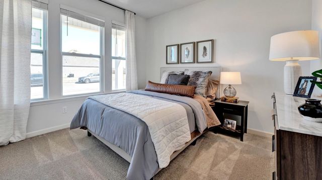 970 MEWBORN FARM RD, Oakland, TN 38060