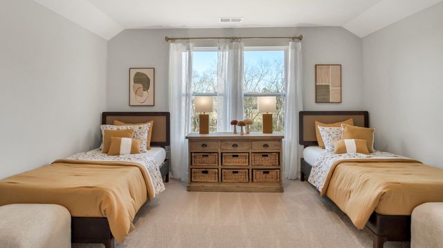 970 MEWBORN FARM RD, Oakland, TN 38060