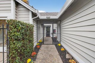 1005 Harrington Way, Carmichael, CA 95608