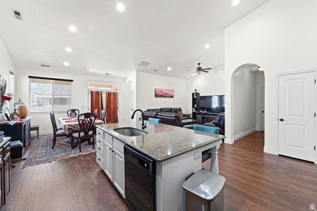 1016 N SKIPTON DR, North Salt Lake, UT 84054