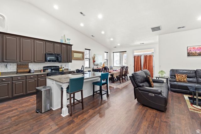 1016 N SKIPTON DR, North Salt Lake, UT 84054