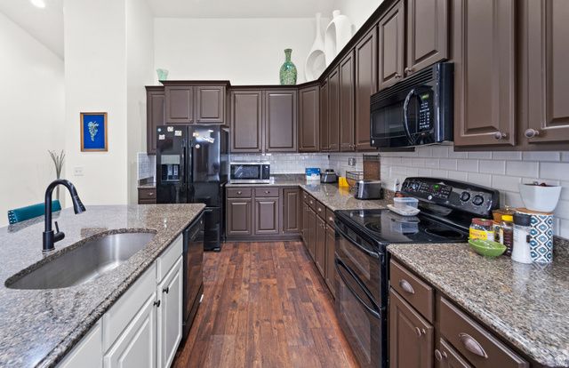 1016 N SKIPTON DR, North Salt Lake, UT 84054