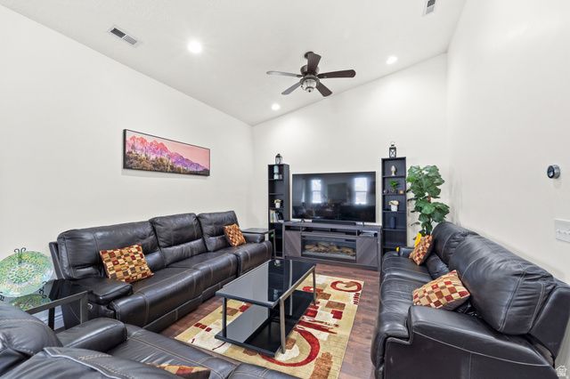 1016 N SKIPTON DR, North Salt Lake, UT 84054