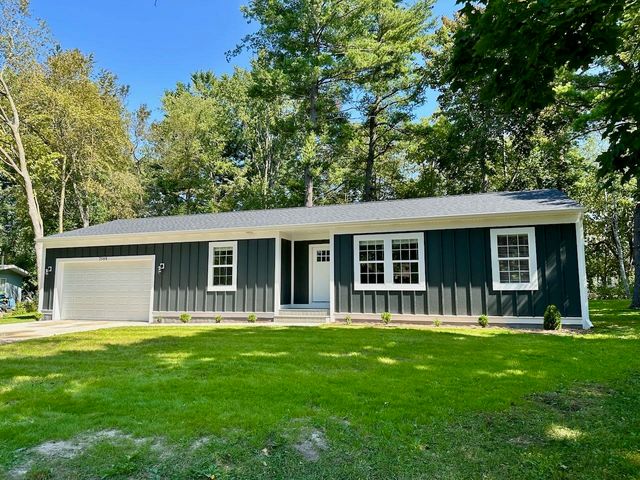 2588 E Greendale Drive, Saginaw Twp, MI 48603