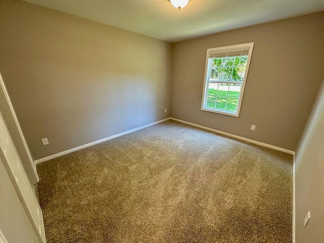 2588 E Greendale Drive, Saginaw Twp, MI 48603