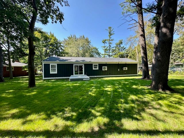 2588 E Greendale Drive, Saginaw Twp, MI 48603