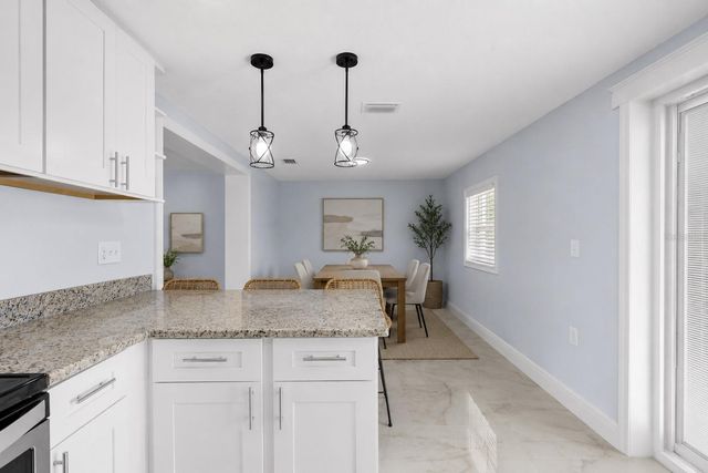 7025 PARLIAMENT DRIVE, Tampa, FL 33619
