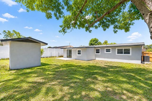 7025 PARLIAMENT DRIVE, Tampa, FL 33619