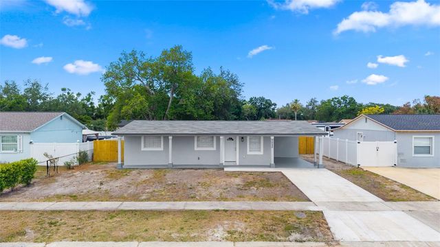 7025 PARLIAMENT DRIVE, Tampa, FL 33619
