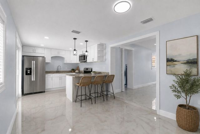 7025 PARLIAMENT DRIVE, Tampa, FL 33619