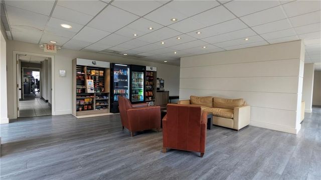 600 E 8th St Street 3T, Kansas City, MO 64106