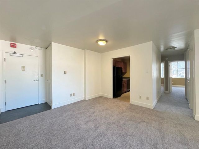 600 E 8th St Street 3T, Kansas City, MO 64106