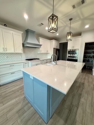 2295 Diamond D Drive, Beaumont, TX 77713