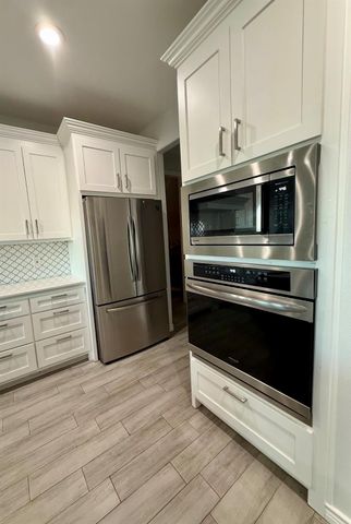 2295 Diamond D Drive, Beaumont, TX 77713