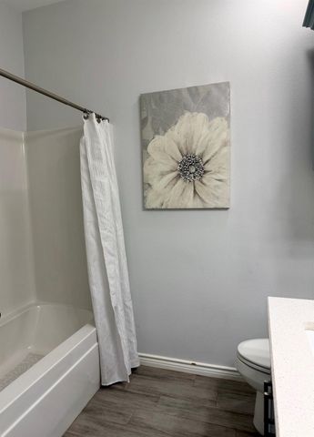 2295 Diamond D Drive, Beaumont, TX 77713