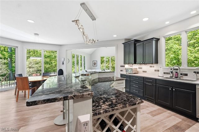 7230 Brighton Park Court, Chagrin Falls, OH 44023