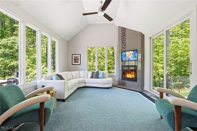 7230 Brighton Park Court, Chagrin Falls, OH 44023