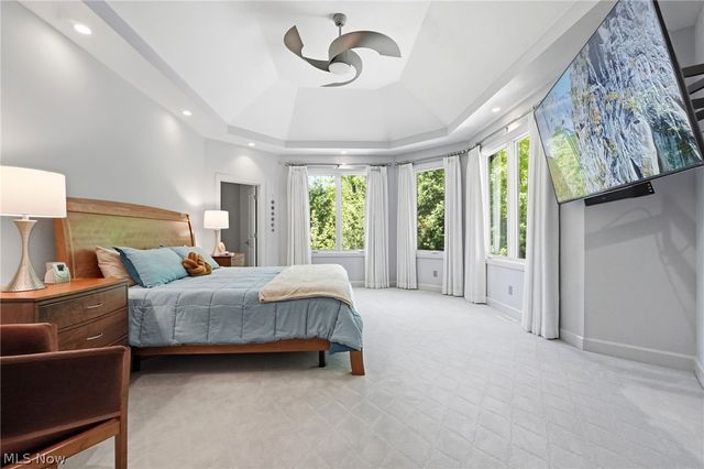 7230 Brighton Park Court, Chagrin Falls, OH 44023