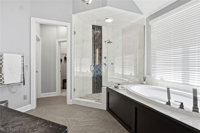 7230 Brighton Park Court, Chagrin Falls, OH 44023