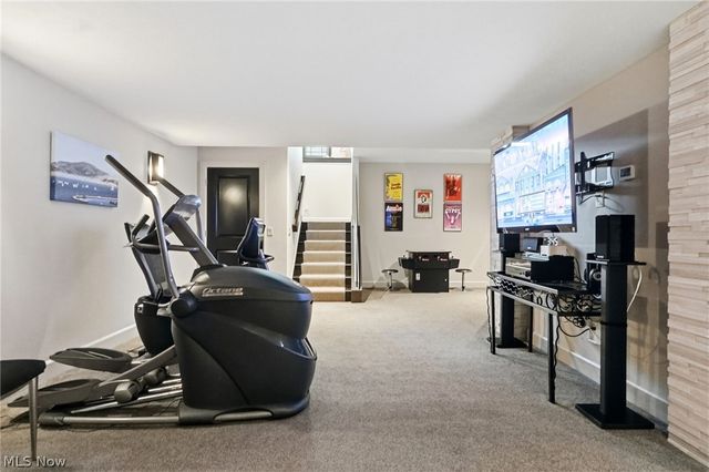7230 Brighton Park Court, Chagrin Falls, OH 44023