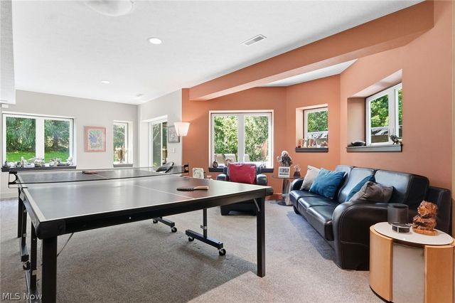 7230 Brighton Park Court, Chagrin Falls, OH 44023