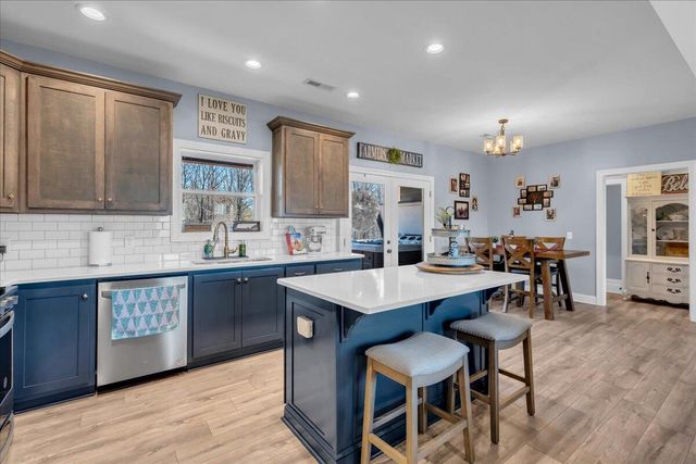 636 Raulston Falls Road Jh-132, Jasper, TN 37347